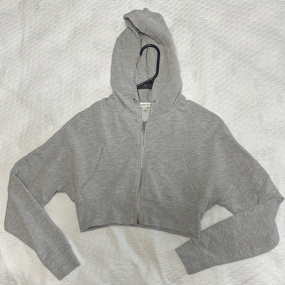 Gray Cropped Hoodie